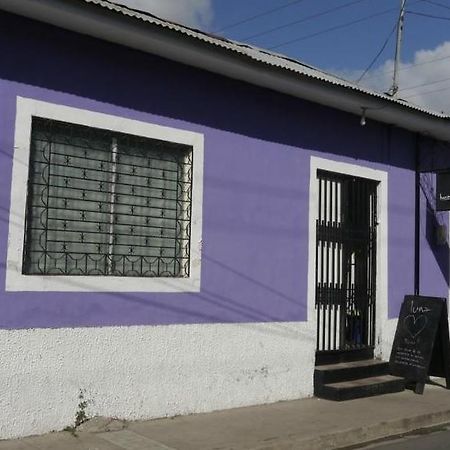 Luna International Hostel Estelí Exterior photo